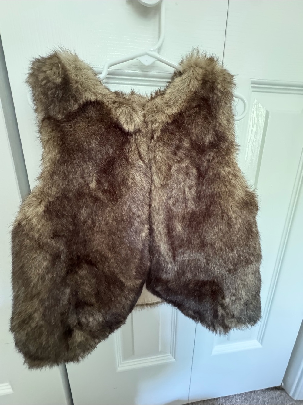 Girl’s Cropped Faux Fur Vest in Brown Tones